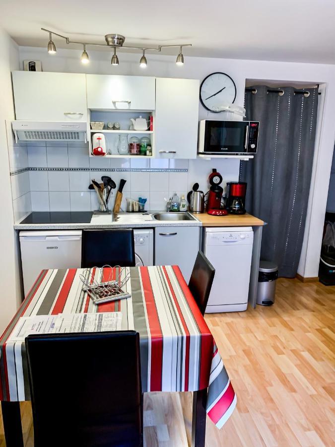 Appartement*** T2 + Cabine Pour 4 Personnes Cauterets Buitenkant foto
